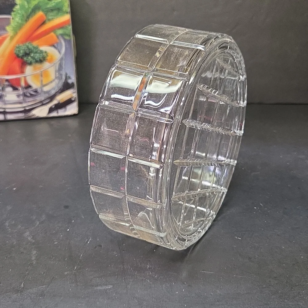 Studio Nova Dinner Party Round Crystal Clear Hostess Bowl 6‎ ¼